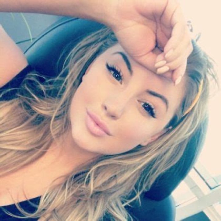 Ashley Alexiss Height, Weight, Age, Body Statistics