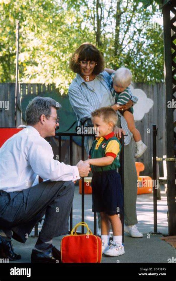 dad dropping off son at school back-to-school tips