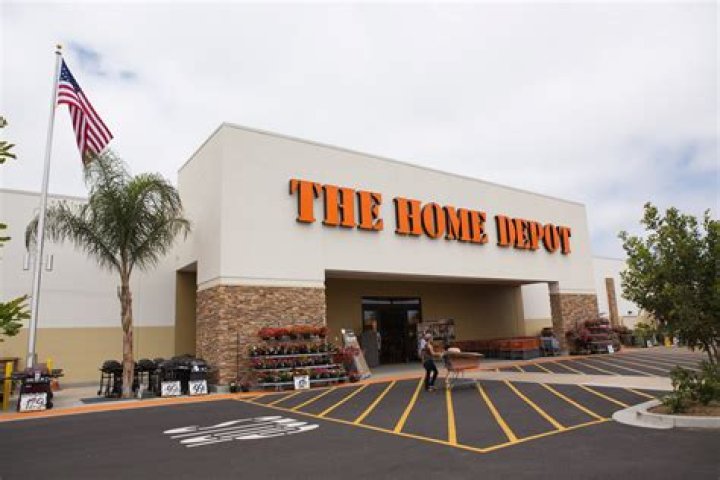 Home Depot storefront