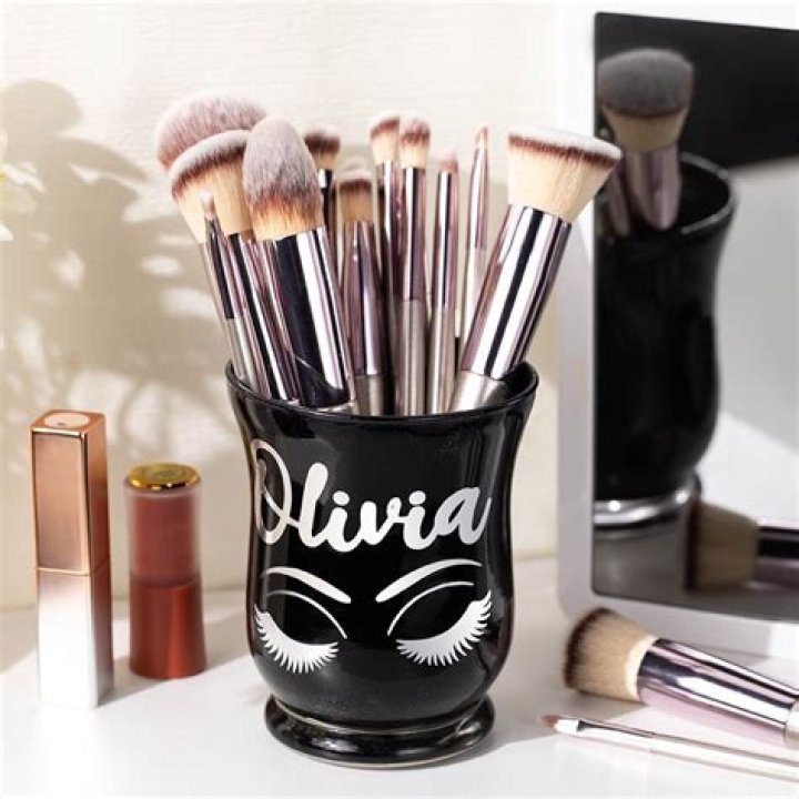Personalized Makeup Brush Holder {Handmade Items from Amazon}