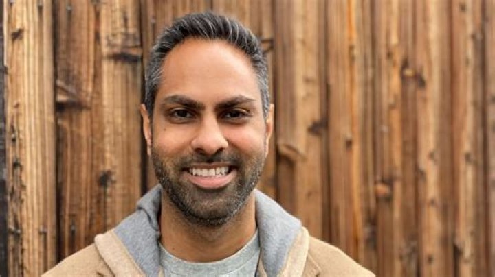 Ramit Sethi, the host of Netflix's How to Get Rich.