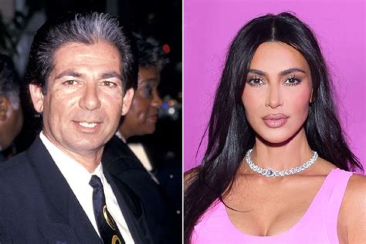 Robert Kardashian as seen while smiling in a picture