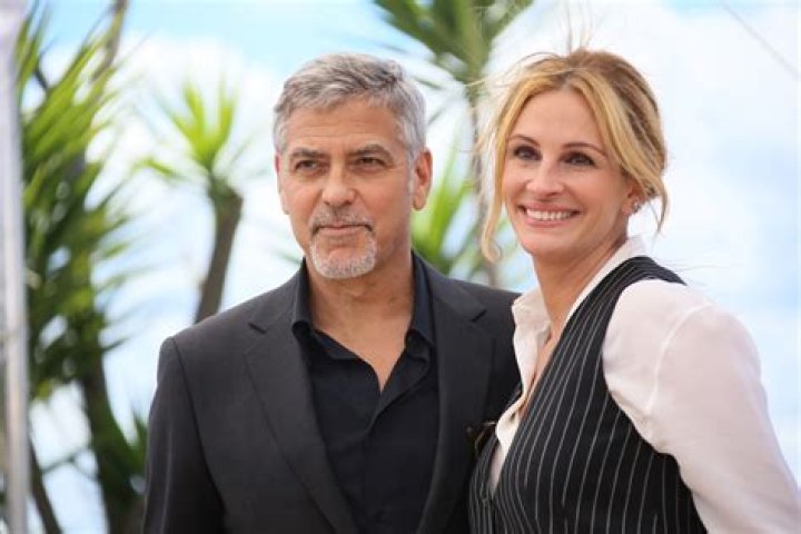 The Real Reason Julia Roberts & George Clooney Never Dated